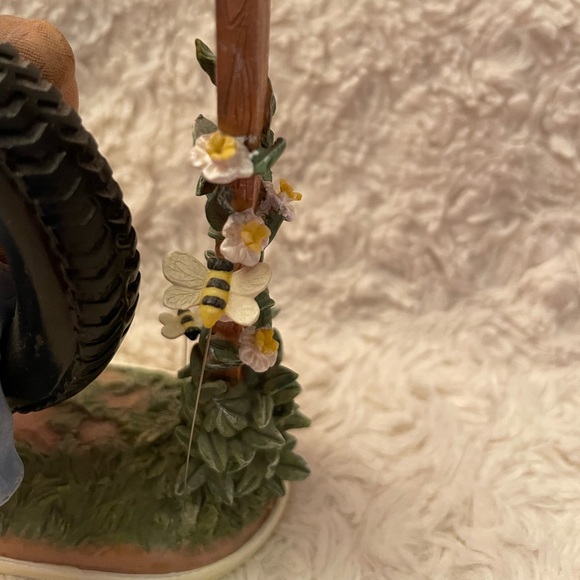 VERY RARE Bluebeary Hollow Bear on Tire Swing Figurine From 2000 by Cheri Lane - Picture 8 of 9
